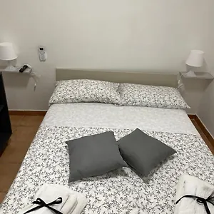 V.l Gradoni. Appartamento Napoli